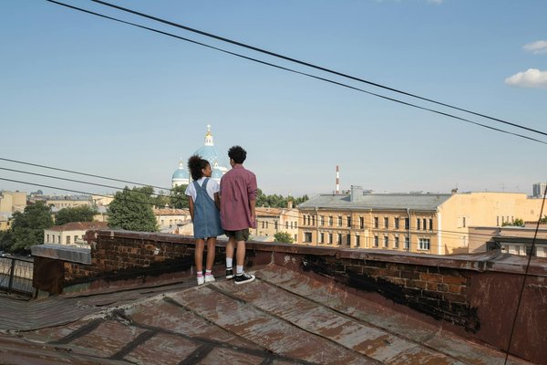 What Are the Challenges Tourists Face When Camping in the UK?